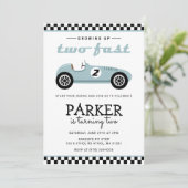 Twee snelle raceauto's met Birthday Blue Kaart (Staand voorkant)