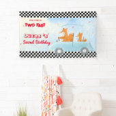 Twee snelle Red Fox Race Car 2e HBD Party Spandoek (Insitu)