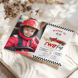 Twee snelle rode foto race auto jongen 2e verjaard kaart