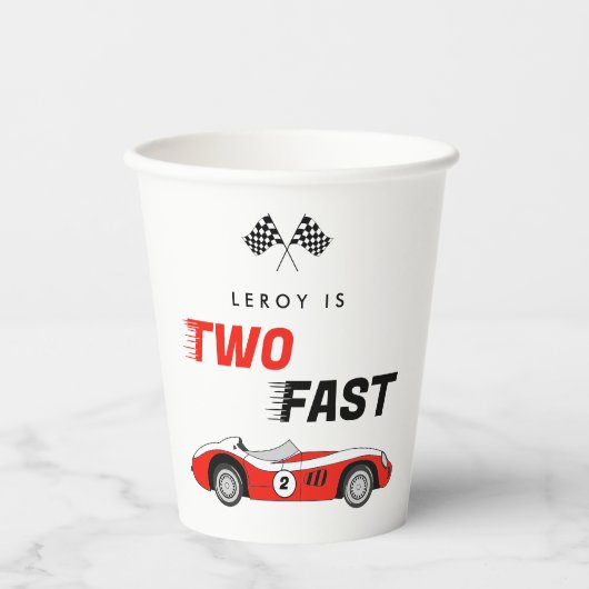 Twee snelle  rode race auto jongen 2e verjaardag papieren bekers (Voorkant)