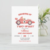 Twee snelle rode race auto tweede verjaardag kaart (Staand voorkant)