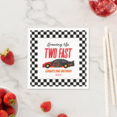 Twee snelle roodrazenkrans tweede verjaardag servet (Insitu)