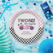 Twee snelle roze race auto tweede verjaardag papieren bordje (Feest)
