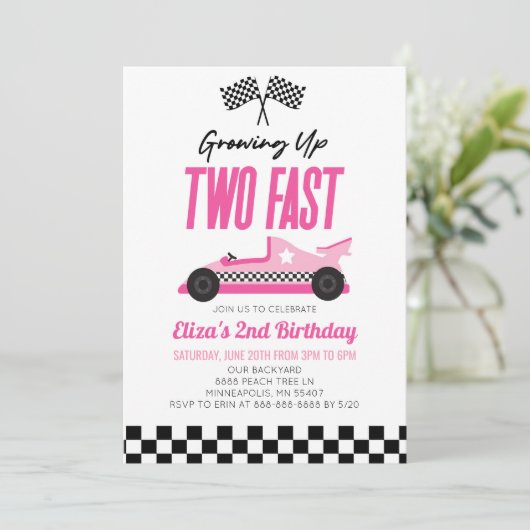 Twee snelle roze ritten tweede verjaardag kaart (Staand voorkant)