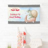 Twee snelle roze schildpad fiets race auto 2e HBD  Spandoek (Insitu)