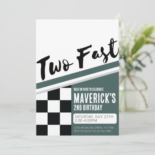 Twee snelle verjaardagsuitnodiging kaart (Staand voorkant)