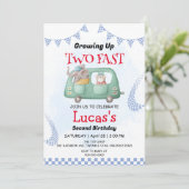 Twee snelle wilde oerwoud race auto 2e verjaardags kaart (Staand voorkant)