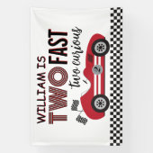 Twee Snelrode Racende Auto Tweede Verjaardag Spandoek (Verticaal)