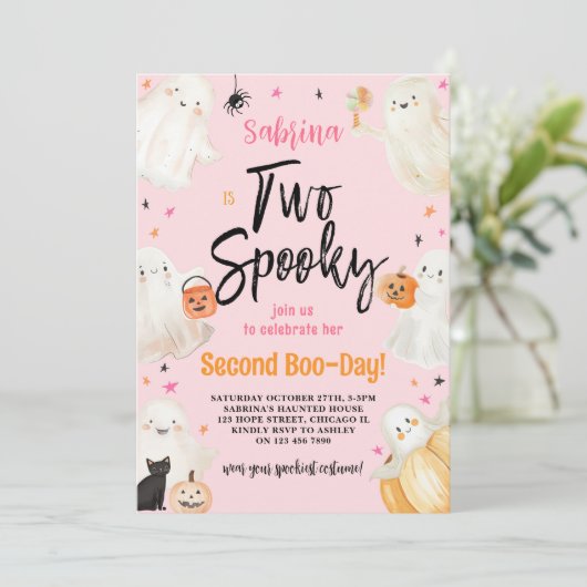 Twee Spooky Roze Halloween Verjaardag Kostuum Part Kaart (Staand voorkant)