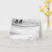 Twee stoelen begraven in sneeuw kaart (Gele Bloem)