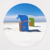 Twee strandstoelen op het Noord-Zee Labels (Design 2)