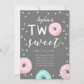 Twee Sweet Donut Theme Verjaardagsfeestje Kaart (Voorkant)