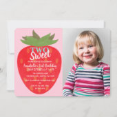 Twee Sweet Strawberry Kinder Tweede Verjaardag Fot Kaart (Voorkant)