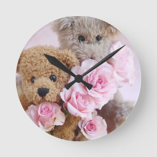 twee teddyberen die de klok rozen houden (Voorkant)