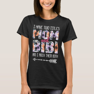 Twee titels Mom Rock Beide Bloemen Bloemen Liefde  T-shirt