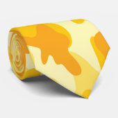 Twee Tone Camo Pink Yellow Monogram Groomsman Stropdas (Opgerold)