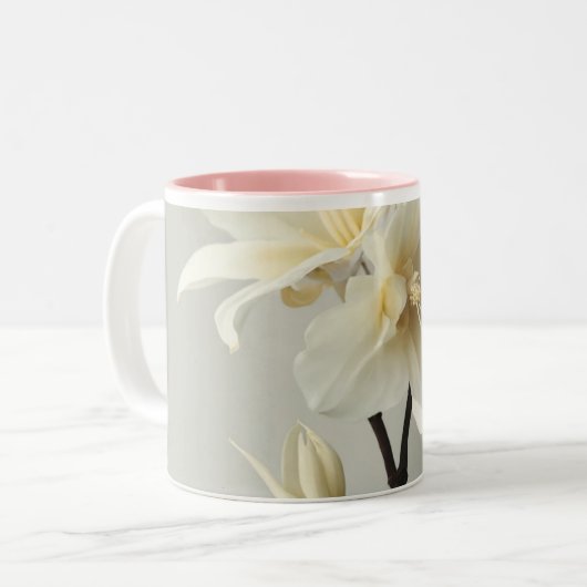 Twee-Tone Vanilla Flower Mok (Voorkant links)