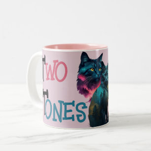 Twee tonen van liefde: levendig kattenpaar tweekleurige koffiemok