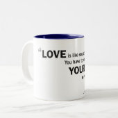 Twee-toonaangevende mok - 'Liefde is als brondeeg. (Voorkant links)