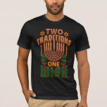 Twee tradities één Wish Hanukkah Graphic T-shirt<br><div class="desc">Viel Hanukkah met trots en humor samen met de hele familie. Dit grafisch festival maakt een perfect cadeau voor de feestdagen. Maakt een groot cadeau voor de feestdagen</div>