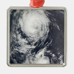 Twee typesystemen die het Verre Oosten naderen Metalen Ornament