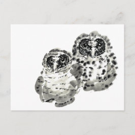Twee uilkuikens vatten inktschilderij op briefkaart