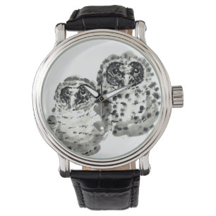 Twee uilkuikens vatten inktschilderij op horloge