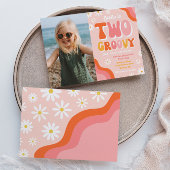 Twee uitnodigingen voor de geboorte van Groovy | U