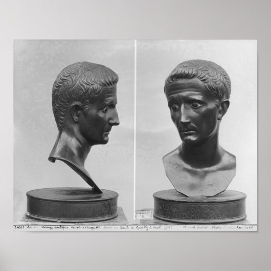 Twee uitzichten van een buste van keizer Augustus Poster (Voorkant)