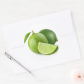 Twee verse limoenen ronde sticker (Envelop)
