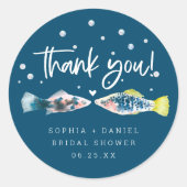 Twee Vissen Minder In De Zee Bruidsmeisjesfeest St Ronde Sticker (Voorkant)