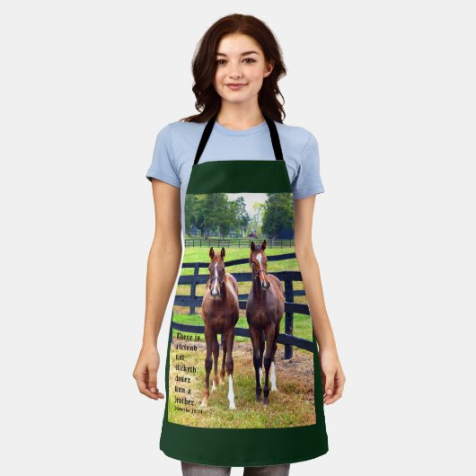 Twee Vrienden met Spreuken 18:24 Schort (Gedragen)