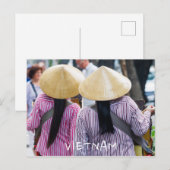 Twee vrouwelijke verkopers met conische petten in  feestdagenkaart (Voorkant / Achterkant)