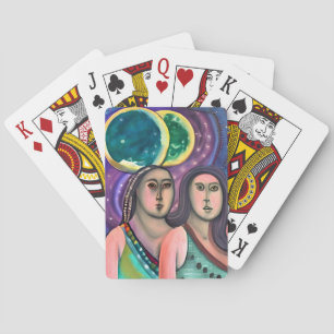 Twee vrouwen onder de maan pokerkaarten