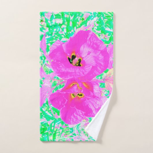Twee warme roze plum Crazy Hibiscus op Lime Green Handdoek (Handdoek)