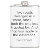 Twee wegen lopen uiteen in een bos heupfles (Voorkant)