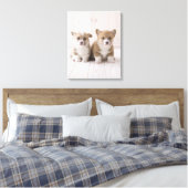 Twee Welsh Corgi-vergaderingen Canvas Afdruk (Insitu (Slaapkamer))