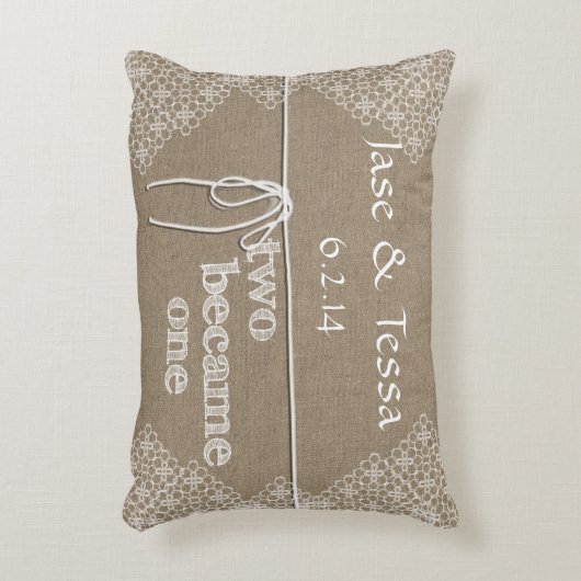 Twee werden één bruiloft accent kussen (Voorkant(Verticaal))