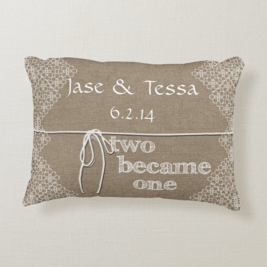 Twee werden één bruiloft accent kussen (Achterkant)
