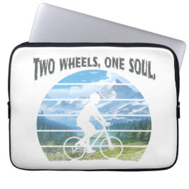 Twee wielen, één ziel. wielersport laptop sleeve