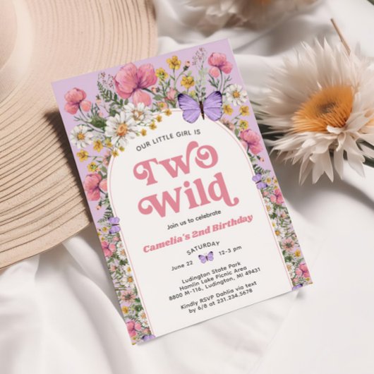 Twee Wild Wildflower vlinder verjaardagsuitnodigin Kaart