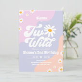 Twee Wilde 2e verjaardag Boho Floral Daisy Kaart (Staand voorkant)