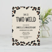 Twee wilde luipaard print 2e verjaardag kaart (Staand voorkant)
