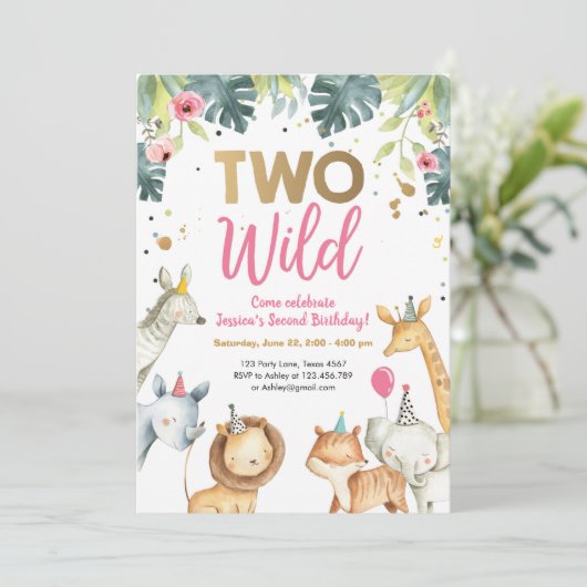 Twee wilde Safari Dieren Girl Birthday Kaart (Staand voorkant)