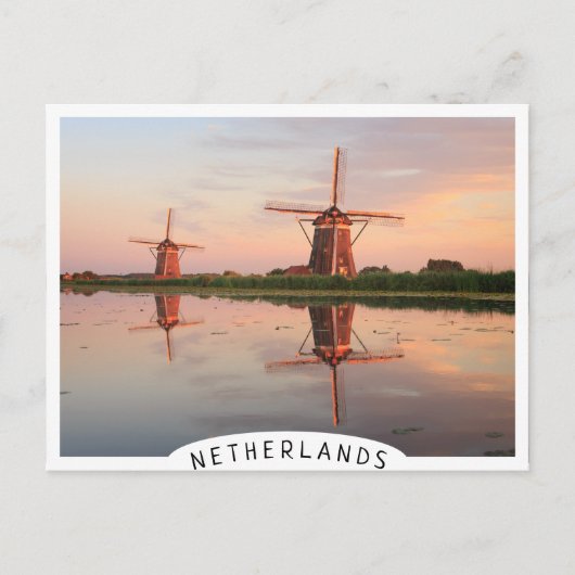 Twee windmolens met reflectie bij zonsondergang briefkaart (Voorkant)