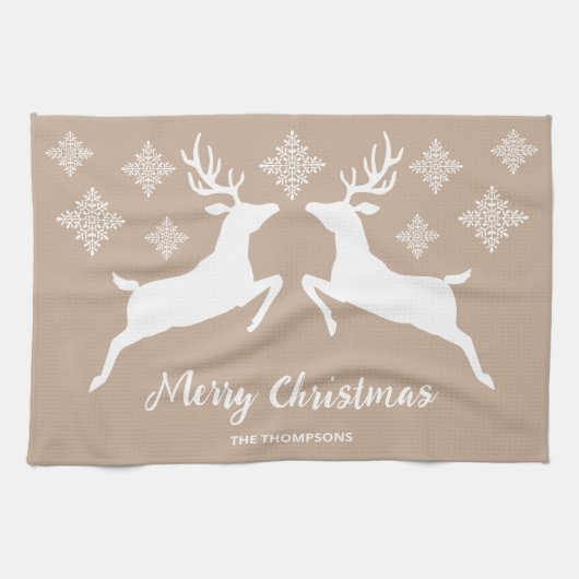 Twee witte deken op beige met sneeuwvlokken en tek theedoek (Horizontaal)