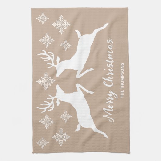 Twee witte deken op beige met sneeuwvlokken en tek theedoek (Verticaal)