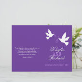 Twee witte doven paarse ribbenweddenschap (Staand voorkant)