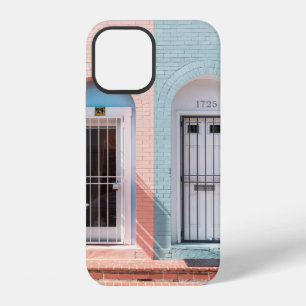TWEE WITTE HOUTEN DEUREN MET TRALIES iPhone 12 HOESJE