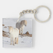Twee witte IJslandse paarden Sleutelhanger (Achterkant)